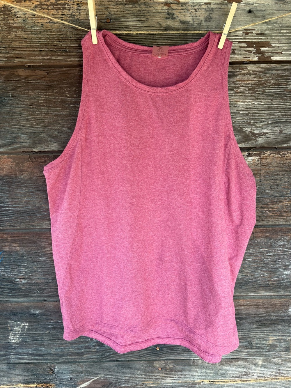 Women's Scoop-Neck Tank Top - Heather Rose